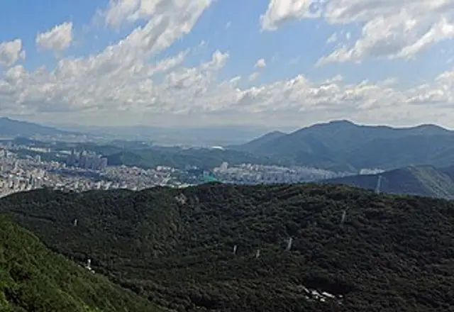 Apsan Park & Cable Car Observatory